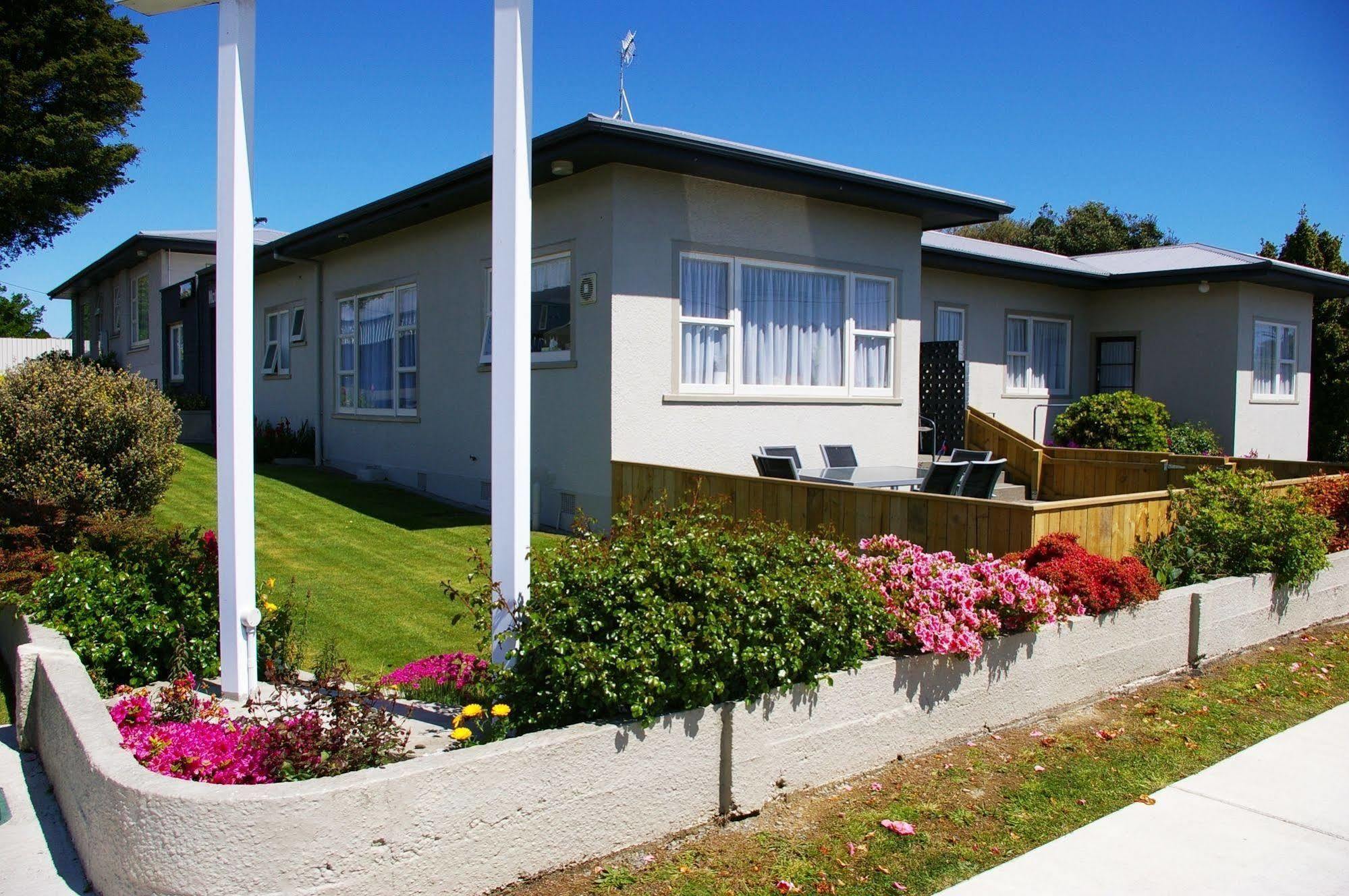 Totara Lodge Motel Levin Exterior photo